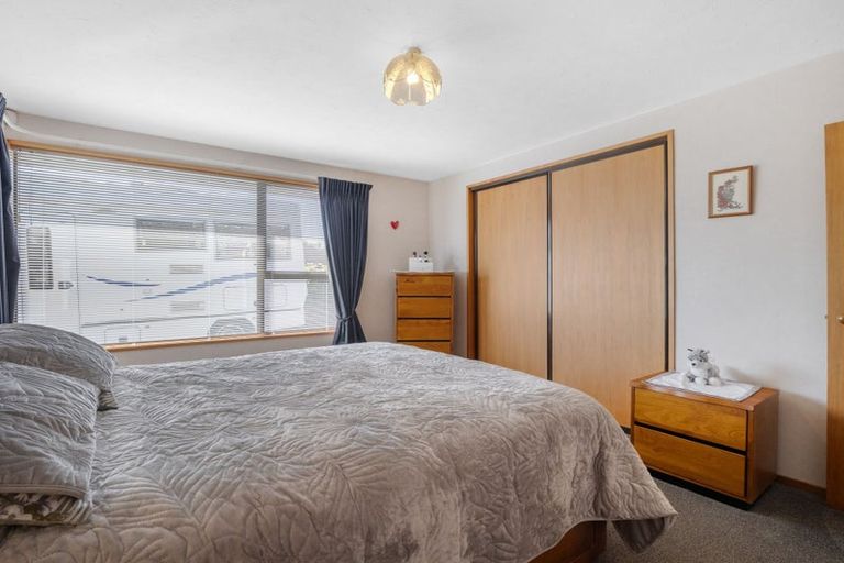 Photo of property in 20 Briarmont Street, Avondale, Christchurch, 8061