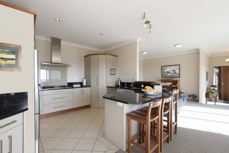 Photo of property in 7 Tobacco Hill, Welcome Bay, Tauranga, 3175