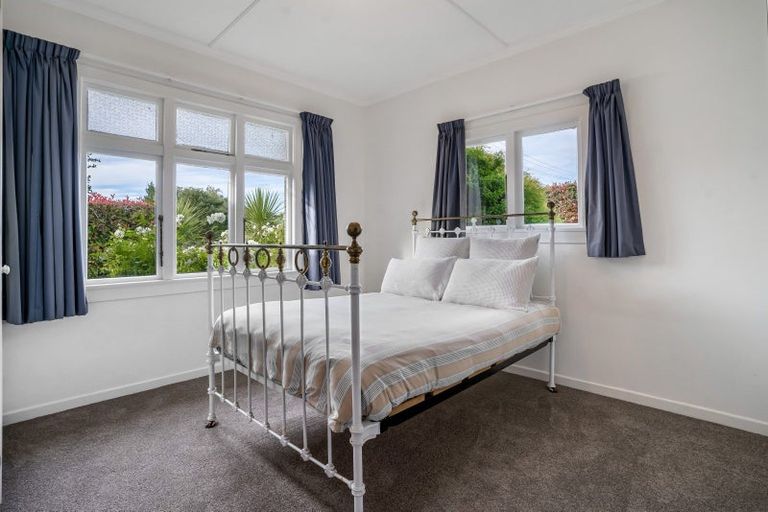 Photo of property in 15 Home Street, Winton, 9720