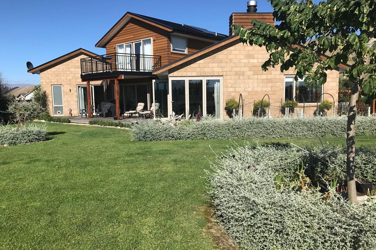 Photo of property in 5 Foster Place, Mount Pisa, Cromwell, 9383