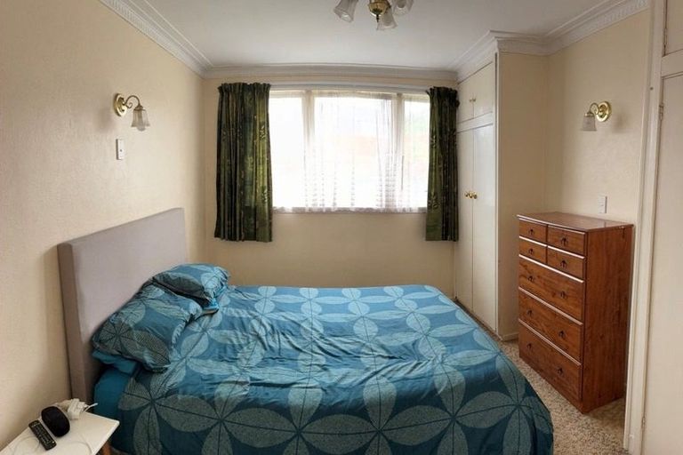 Photo of property in 6 Barberry Lane, Te Atatu Peninsula, Auckland, 0610