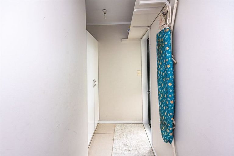 Photo of property in 15 Rangitatau Road West, Pakaraka, Wanganui, 4574