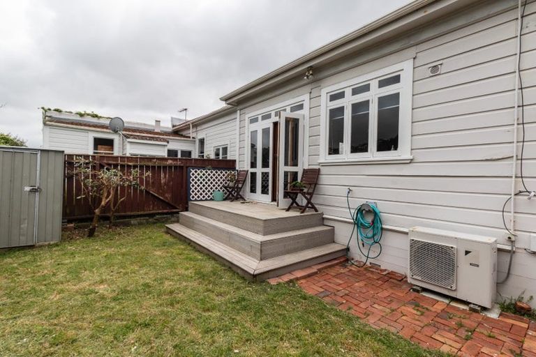 Photo of property in 556 Adelaide Road, Berhampore, Wellington, 6023