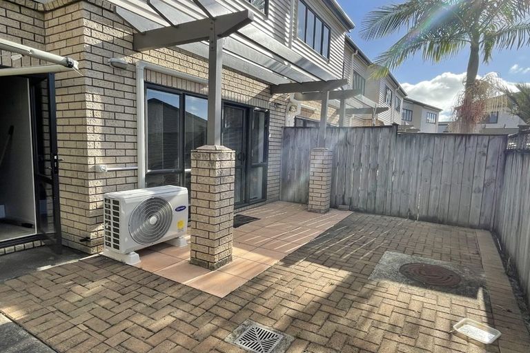 Photo of property in 13 Skip Lane, East Tamaki, Auckland, 2013