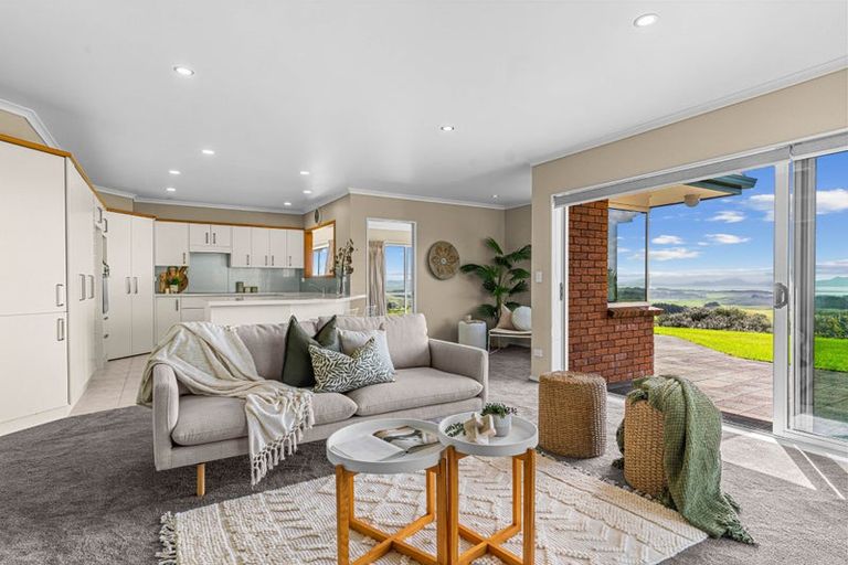 Photo of property in 17 Wairimu Way, Waipu, 0582