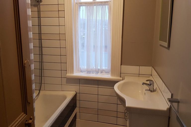 Photo of property in 134 Victoria Road, Saint Kilda, Dunedin, 9012