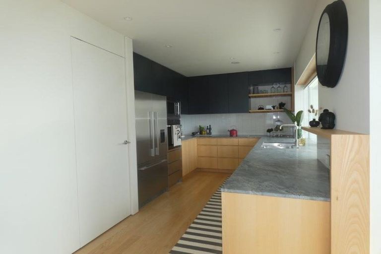 Photo of property in 25 Salamanca Road, Kelburn, Wellington, 6012