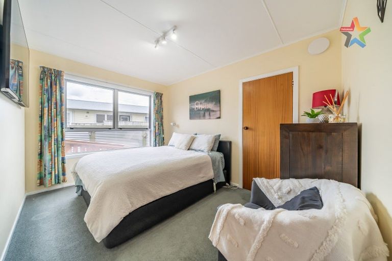 Photo of property in 30 Matthews Road, Wainuiomata, Lower Hutt, 5014