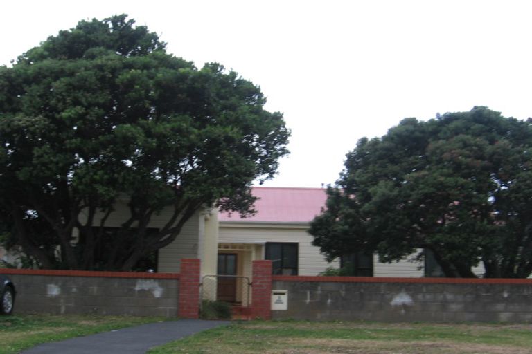 Photo of property in 9 Hector Street, Seatoun, Wellington, 6022