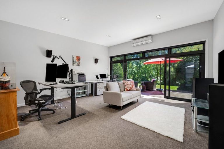 Photo of property in 66 Brownhill Road, Whitford, Manurewa, 2576