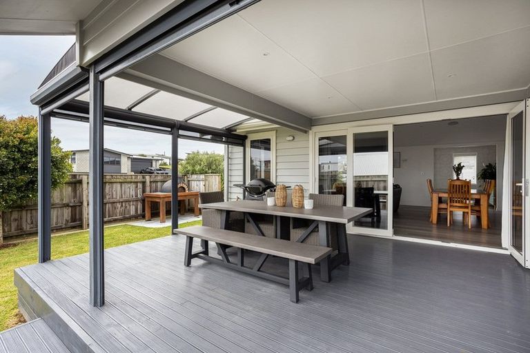 Photo of property in 20 Anchorage Grove, Coastlands, Whakatane, 3120