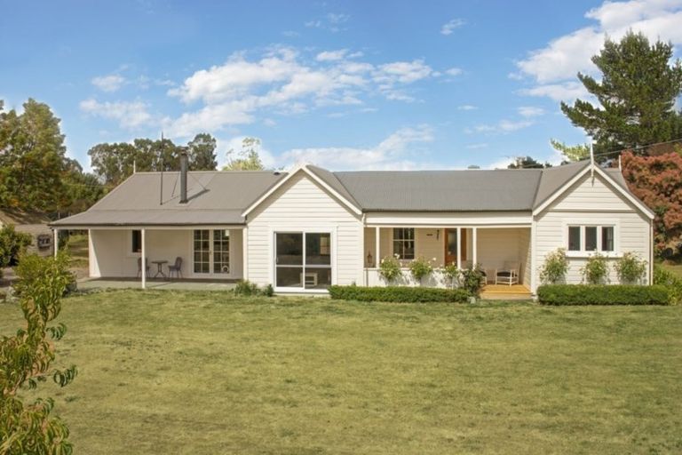 Photo of property in 31 Otawa Drive, West Taratahi, Masterton, 5887