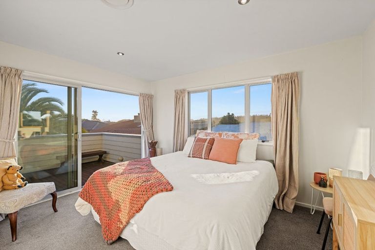 Photo of property in 12 Sandalwood Place, Waimairi Beach, Christchurch, 8083