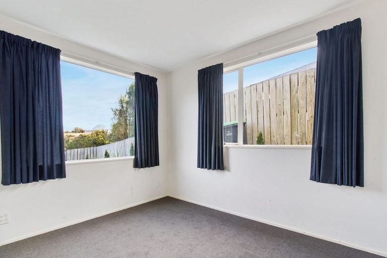 Photo of property in 19-21 Lachlan Place, Marchwiel, Timaru, 7910