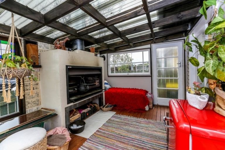 Photo of property in 37 Belair Avenue, Blagdon, New Plymouth, 4310