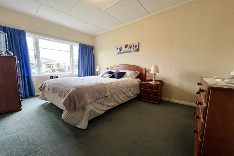 Photo of property in 50 Mcphee Street, Dannevirke, 4930