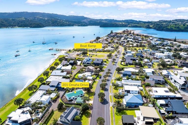 Photo of property in 201 Omaha Drive, Omaha, 0986