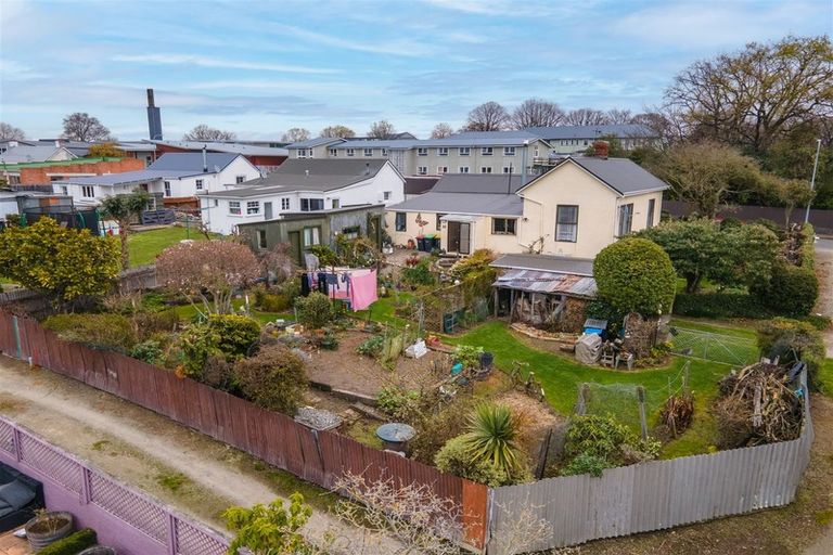 Photo of property in 4 Buchanan Street, Parkside, Timaru, 7910