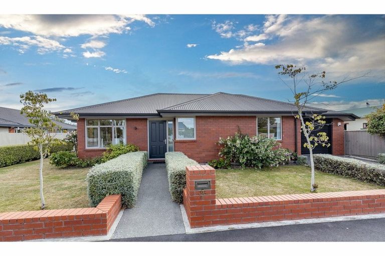 Photo of property in 1/36 Tuckers Road, Redwood, Christchurch, 8051