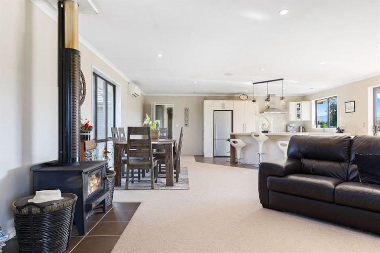 Photo of property in 69 Leslies Road, Cust, Rangiora, 7471