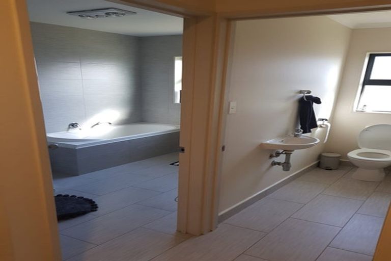 Photo of property in 70 Westgate Drive, Massey, Auckland, 0614