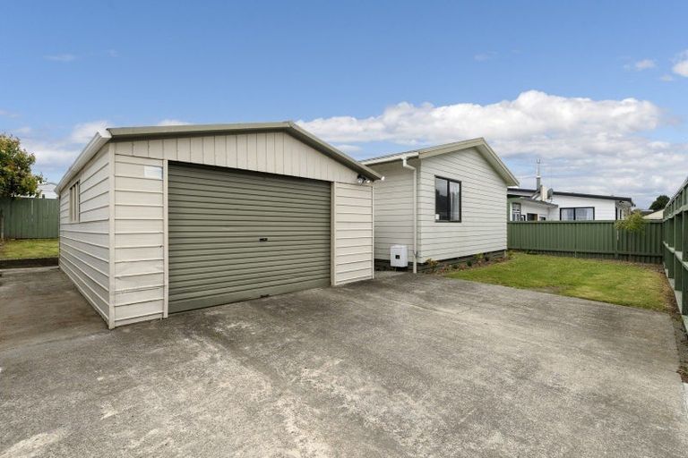Photo of property in 2/935 Cameron Road, Gate Pa, Tauranga, 3112