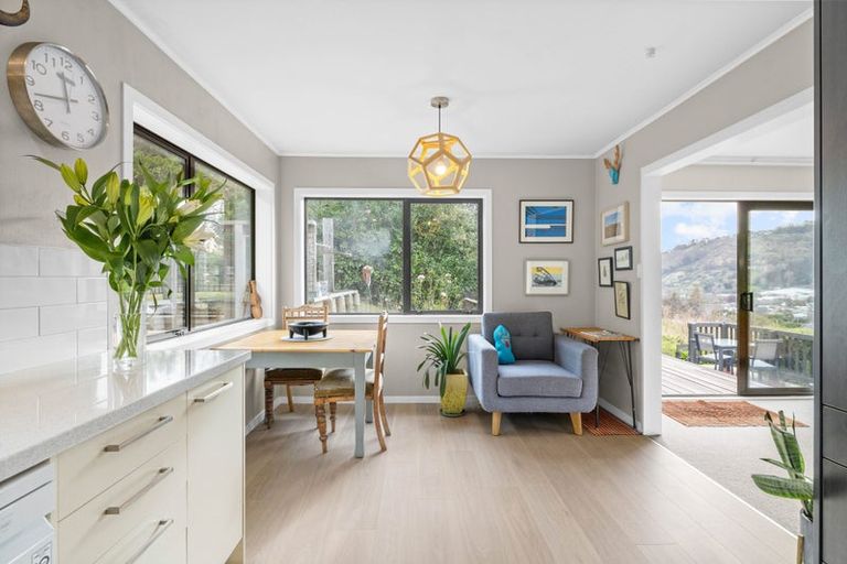 Photo of property in 66 Flinders Road, Heathcote Valley, Christchurch, 8022