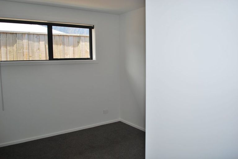 Photo of property in 41 Shepherd Road, Jacks Point, Queenstown, 9371