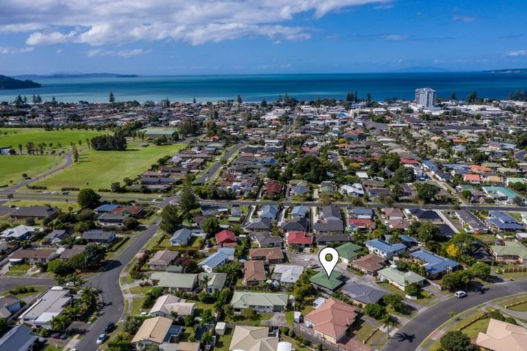 Photo of property in 2/54 Lakeside Drive, Orewa, 0931