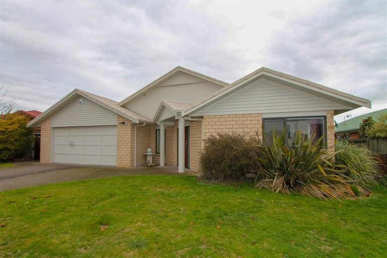 Photo of property in 7 Frame Place, Owhata, Rotorua, 3010