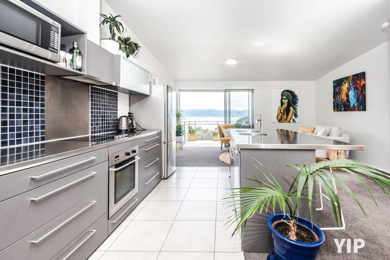 Photo of property in 25/2 Onslow Road, Khandallah, Wellington, 6035