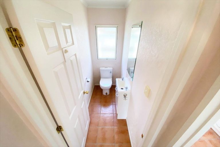 Photo of property in 22 Nuneaton Drive, Flat Bush, Auckland, 2019