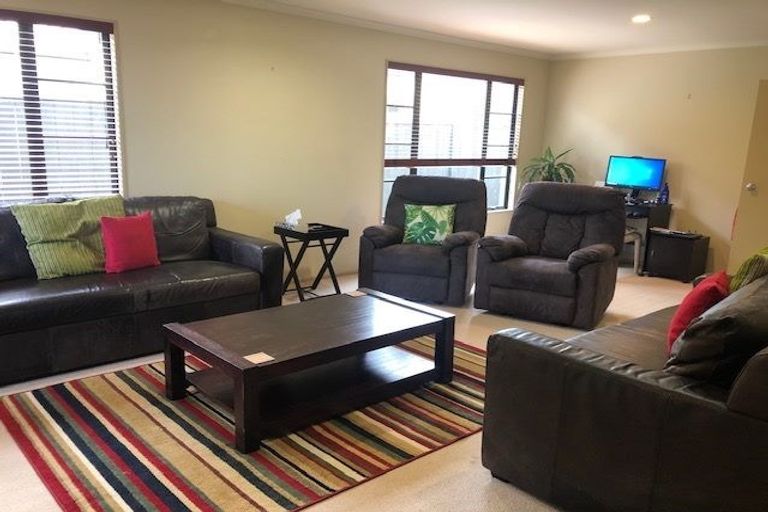 Photo of property in 53 Matarangi Road, East Tamaki, Auckland, 2013