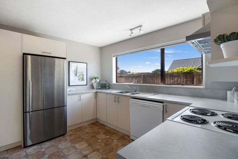 Photo of property in 32 Rearsby Drive, Halswell, Christchurch, 8025