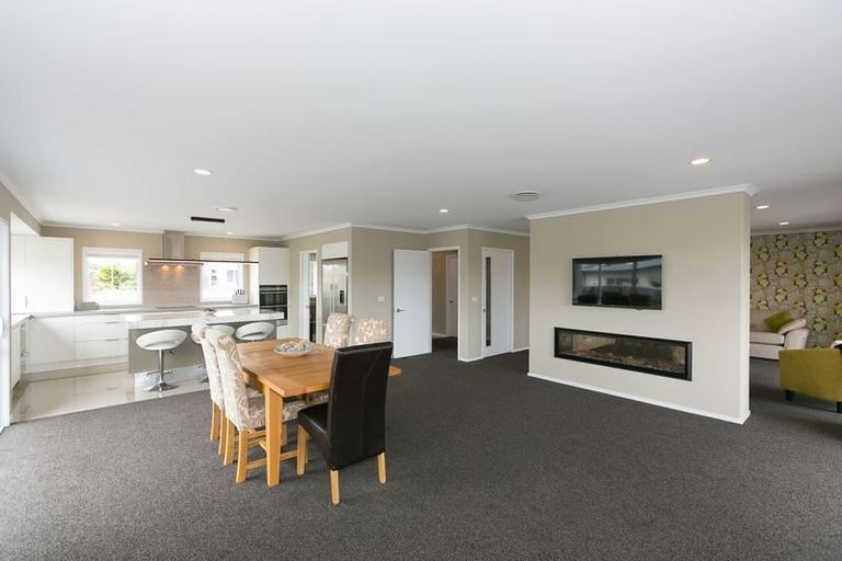 Photo of property in 57 Links Drive, Waiwhakaiho, New Plymouth, 4312