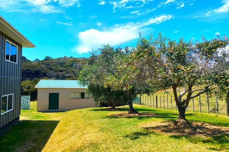 Photo of property in 9/11 Ocean View Road, Cable Bay, 0420