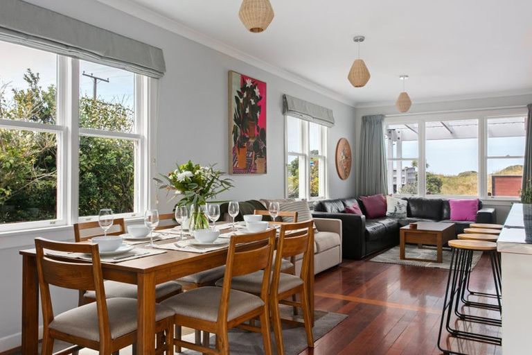 Photo of property in 28a Moana Road, Okitu, Gisborne, 4010