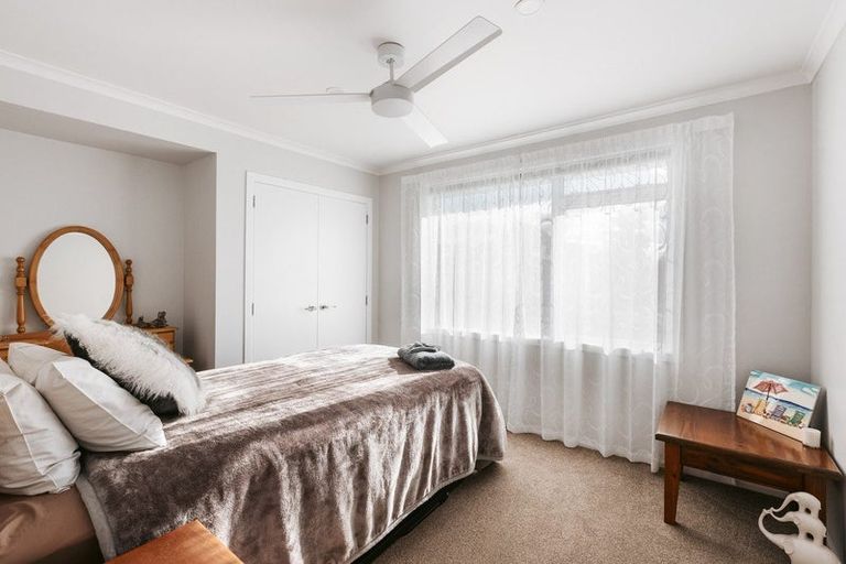 Photo of property in 35 Coppelia Avenue, Omokoroa, 3114