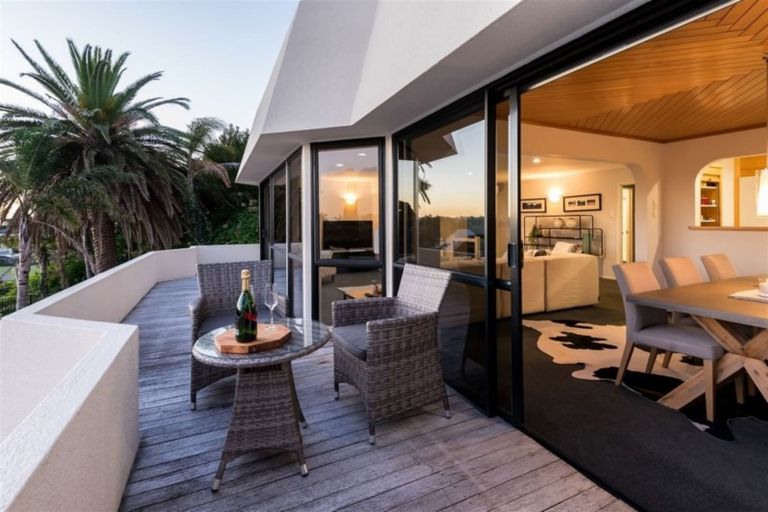 Photo of property in 2/4 Basilton Close, Bucklands Beach, Auckland, 2012