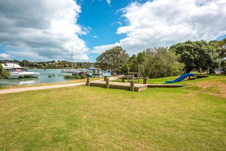 Photo of property in 72 Wharf Road, Ostend, Waiheke Island, 1081