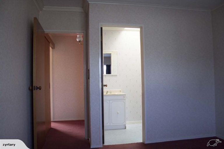 Photo of property in 5b Mclellan Street, Tawa, Wellington, 5028