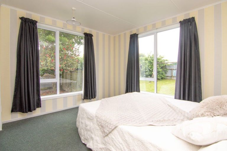 Photo of property in 53 Kaimanawa Street, Kelvin Grove, Palmerston North, 4414