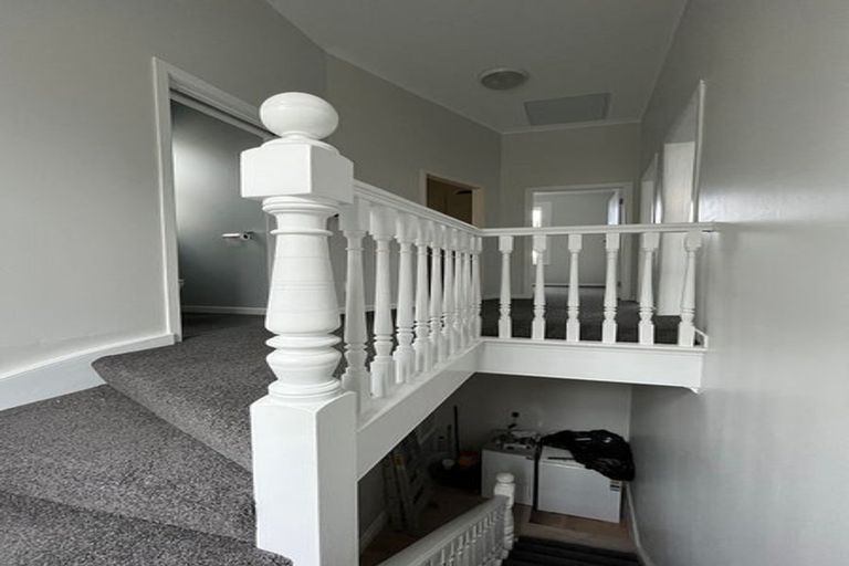 Photo of property in 28 Macdonald Crescent, Te Aro, Wellington, 6011