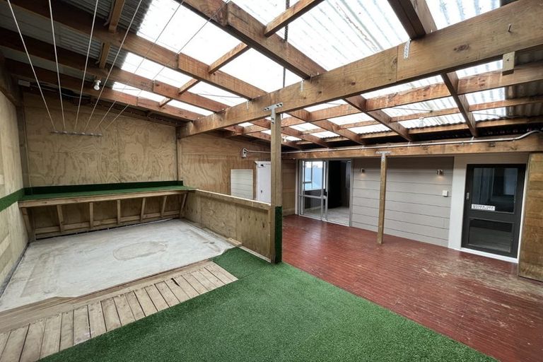 Photo of property in 13 Sombrero View, Ascot Park, Porirua, 5024