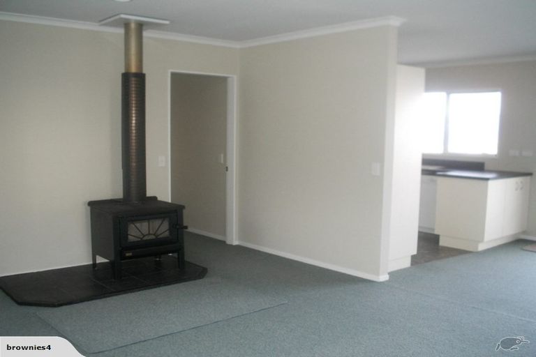Photo of property in 3 Makora Grove, Paremata, Porirua, 5024