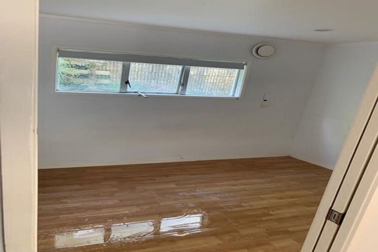 Photo of property in 190 Manuka Road, Bayview, Auckland, 0629