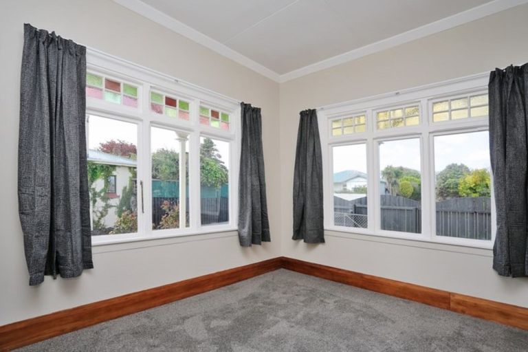 Photo of property in 32 Collingwood Street, Strathern, Invercargill, 9812