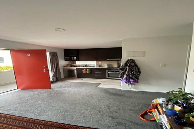 Photo of property in 16a Dowding Street, Melville, Hamilton, 3206