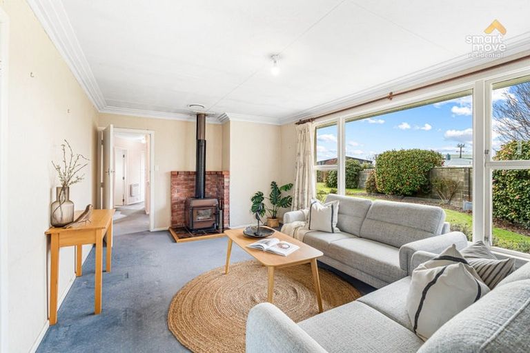 Photo of property in 13 Kirkoswald Street, Wallacetown, 9816