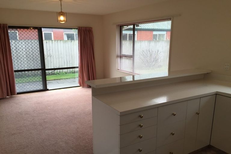 Photo of property in 134 Racecourse Road, Sockburn, Christchurch, 8042